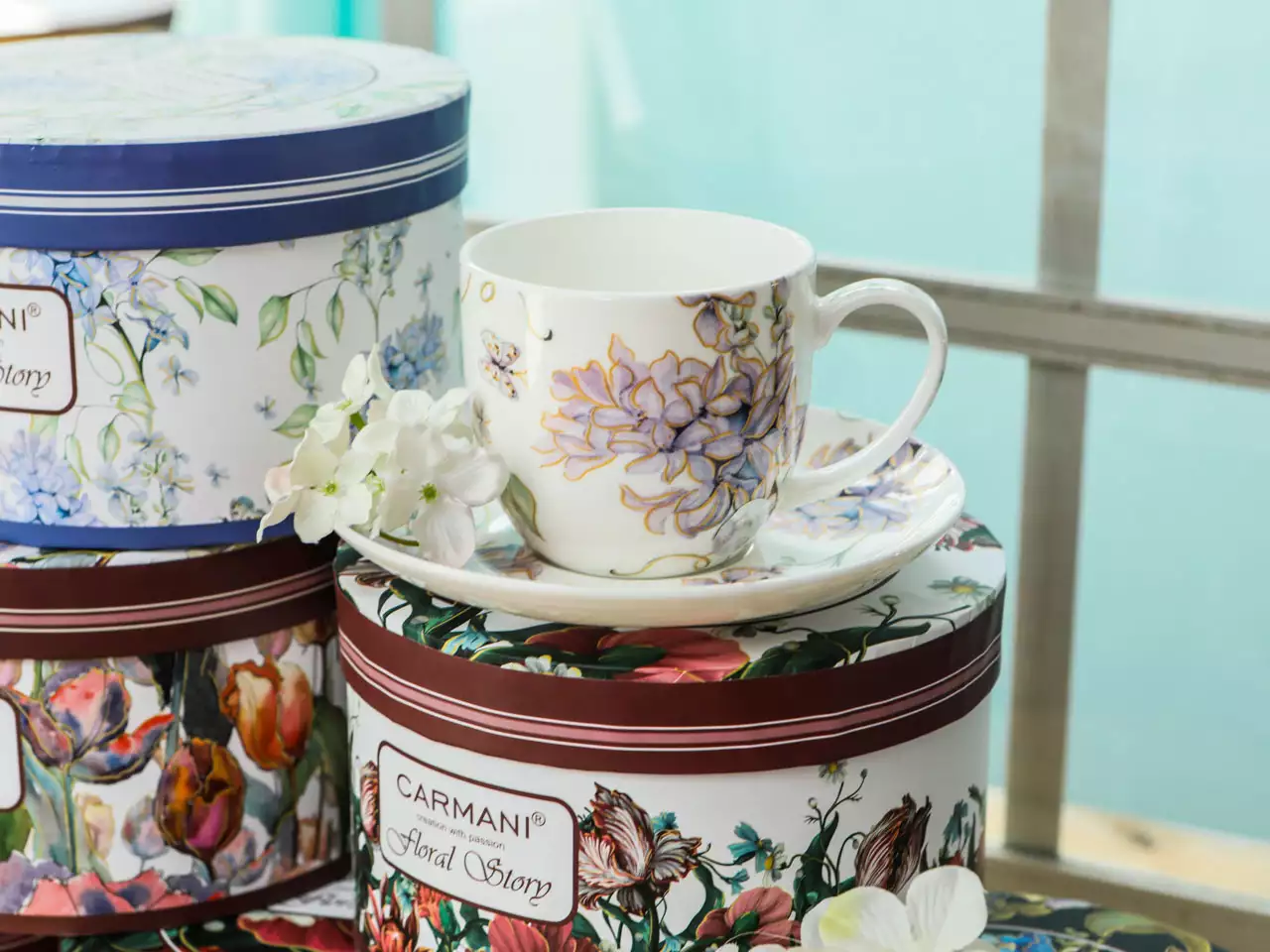 Filiżanka ze spodkiem 